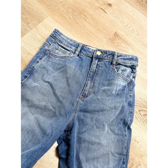 Garage Super High Rise Skinny Medium Wash Jeans 11 - Picture 4 of 11